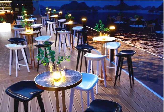 Doria Cruise * Ha Long